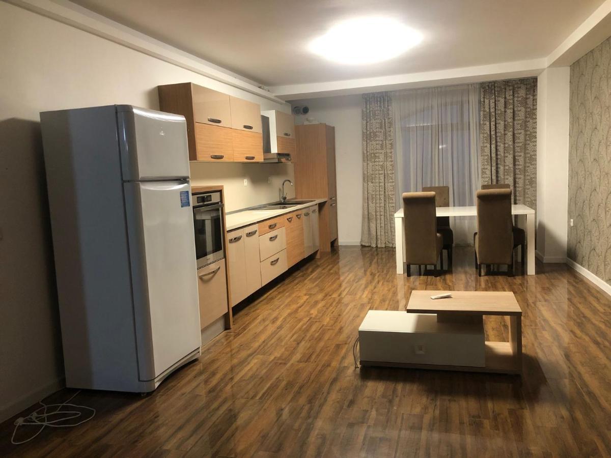 Hotel Aqua Palace Петрошань Екстер'єр фото